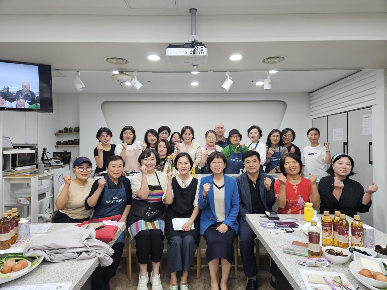 기사 메인 사진_단체사진