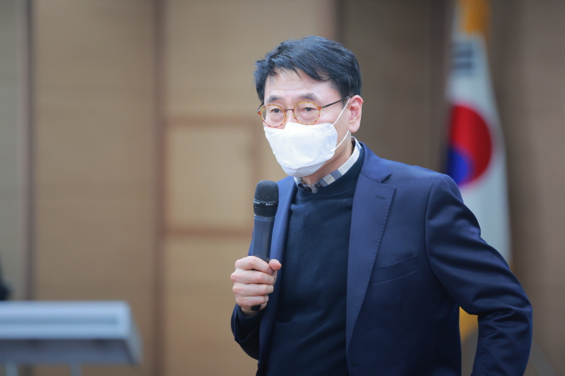 신이철 교무처장