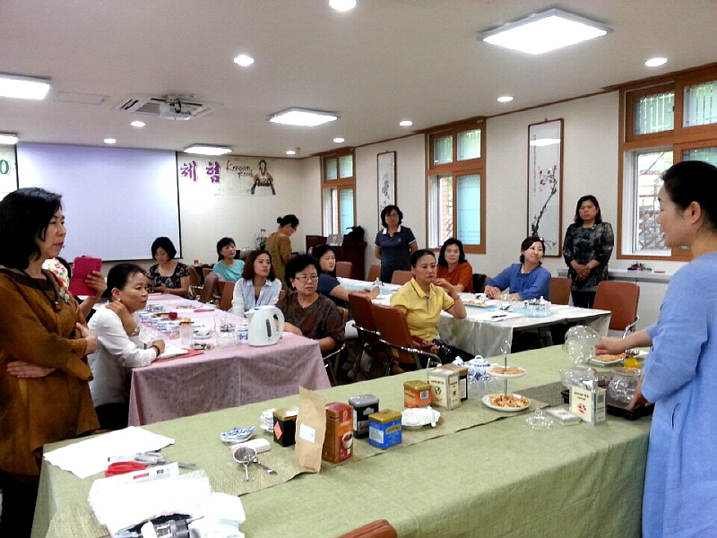 티소믈리에 강의 경청하는 학생들