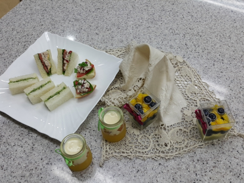 티푸드 만드는 모습