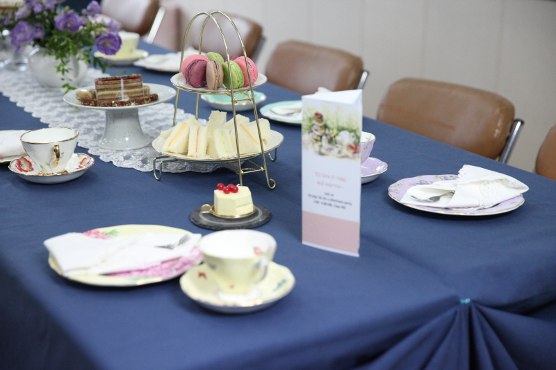 홍차 티테이블 세팅 모습