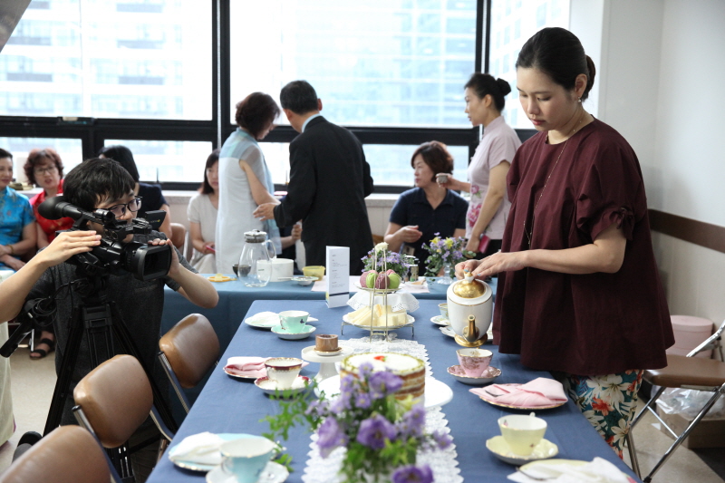 홍차 티테이블 세팅 모습