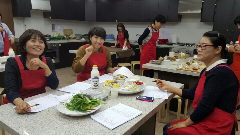 한방건강학과 학생들