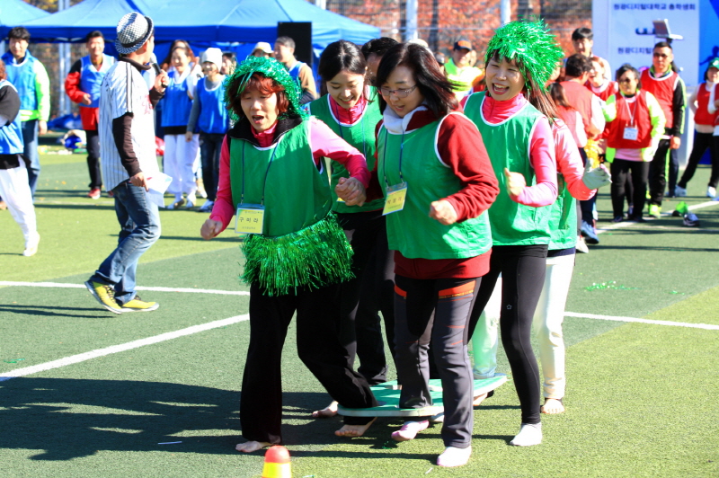 지네발 릴레이 경기 모습