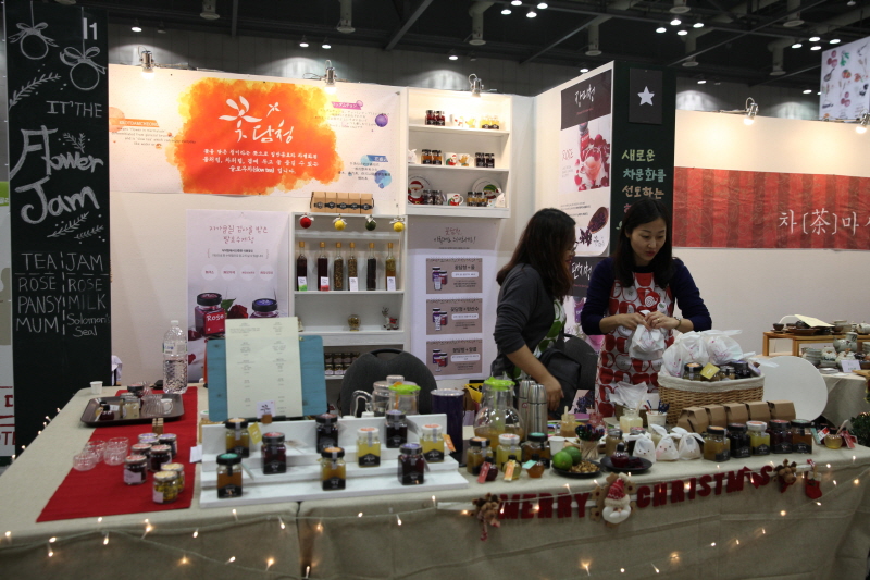 꽃담청 부스 모습