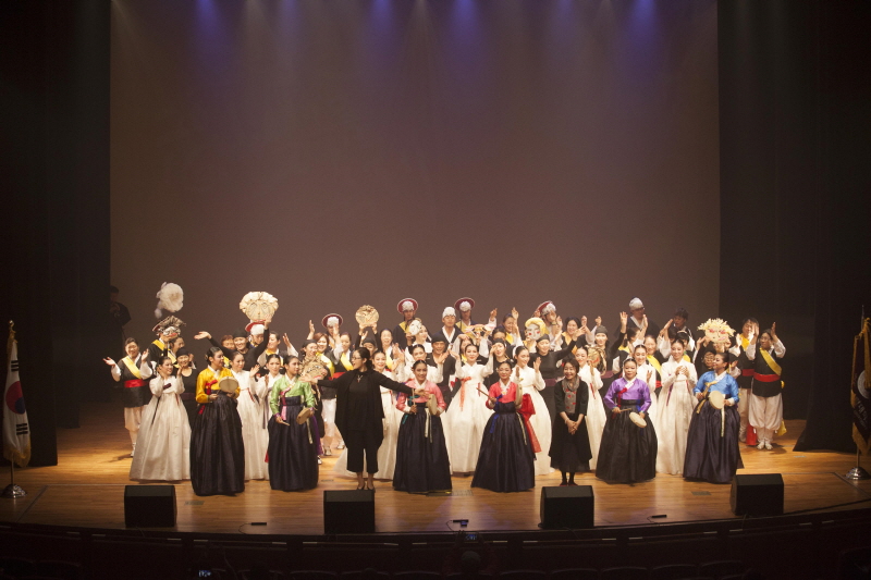 빛오름 공연 후 무대인사