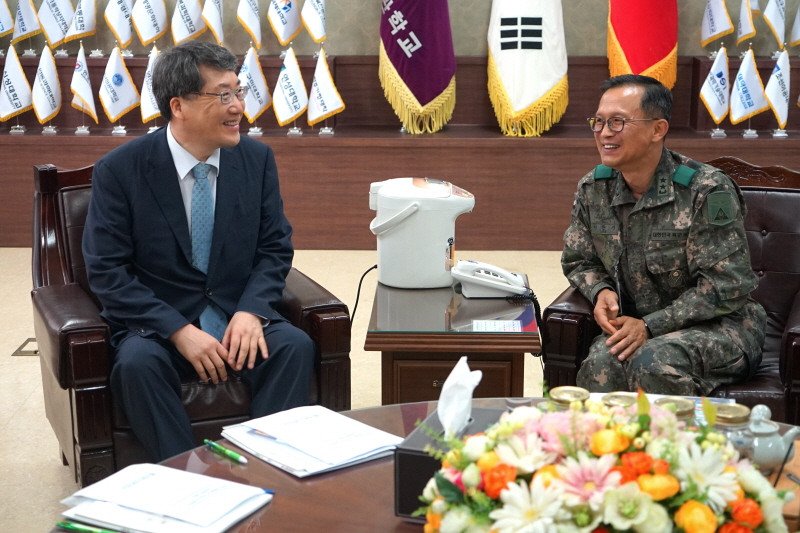 양측 기관장 인사말