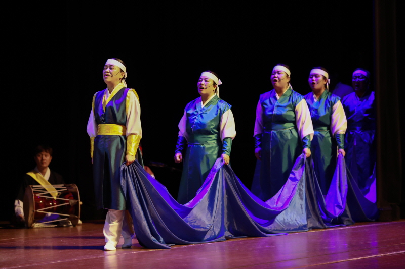 학생들 공연 모습