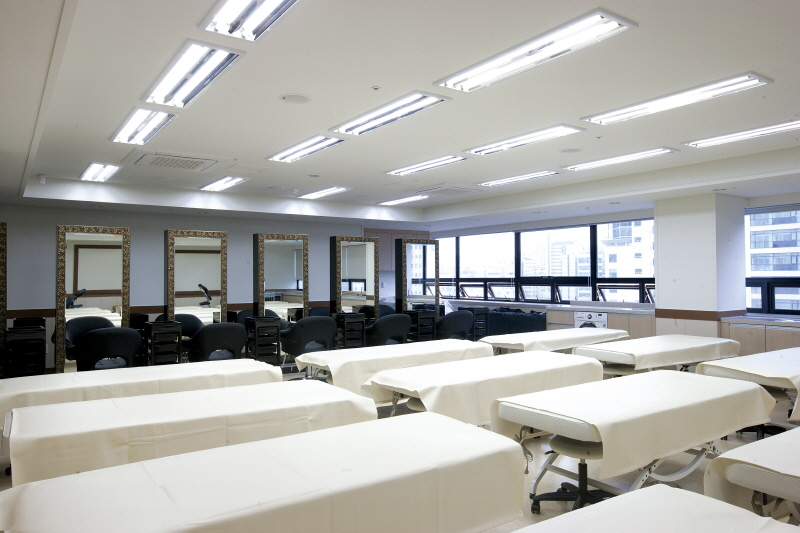 한방미용예술학과 실습실사진