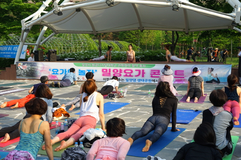 요가콘서트 단체사진
