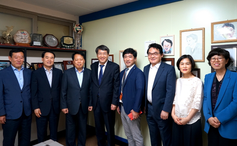 협약식 기념 단체사진 촬영